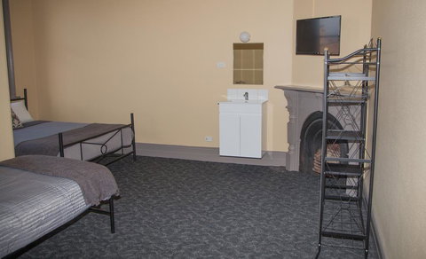 Hotel Cessnock - Schoolies Week Accommodation 2