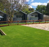 Jaspers Cabins - Schoolies Week Accommodation