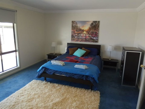 Joy On Joyce - Schoolies Week Accommodation 0