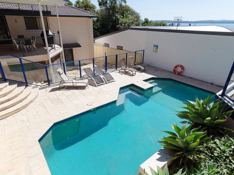 Kallaroo, 3 Kallaroo Street- Great House With Views, Pool, WIFI And Aircon - Schoolies Week Accommodation 0