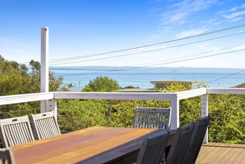 KIMBERLEY - McCRAE - Schoolies Week Accommodation 3