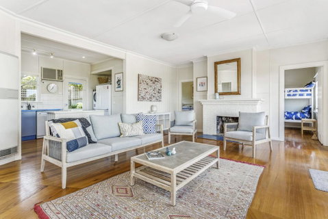 KIMBERLEY - McCRAE - Schoolies Week Accommodation 1