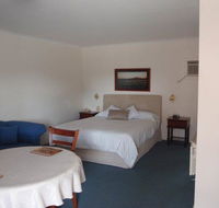 Kinross Inn - Schoolies Week Accommodation