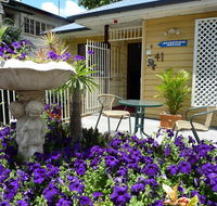 Kookaburra Inn - Schoolies Week Accommodation
