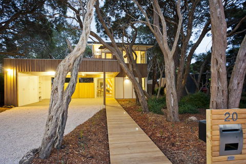 Koorameet - Schoolies Week Accommodation 1