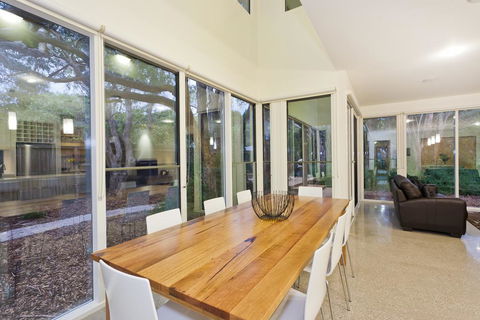 Koorameet - Schoolies Week Accommodation 3