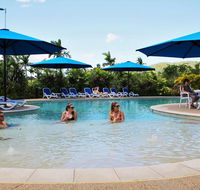 Korte's Resort - Schoolies Week Accommodation