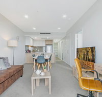 KOZYGURU PARRAMATTA CBD LUXURY 2 BED APT  FREE PARKING NPA011 - Schoolies Week Accommodation