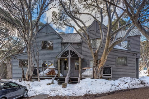 Kummonin - Schoolies Week Accommodation 0