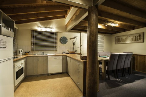 Kummonin - Schoolies Week Accommodation 3