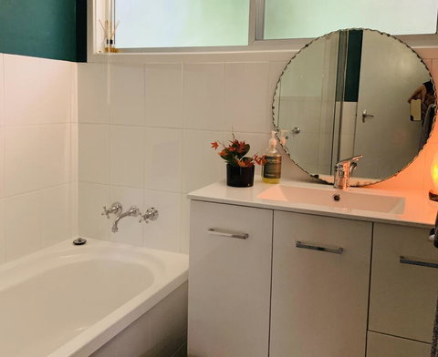 Kurrajong Heights Cottage - Schoolies Week Accommodation 1
