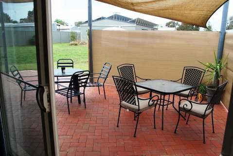 Lake Tyrrell Accommodation - Schoolies Week Accommodation 2