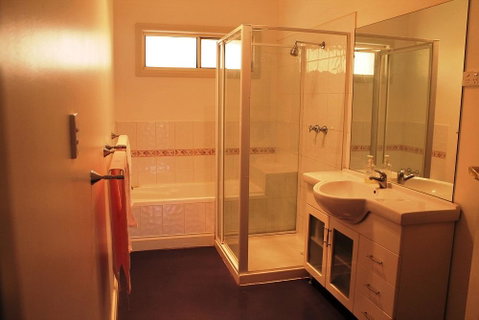 Lake Tyrrell Accommodation - Schoolies Week Accommodation 1