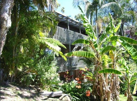 LaMaison De Shines, 13 Dulconghi Street - Schoolies Week Accommodation 1