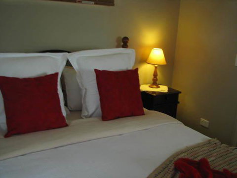 Leafield Cottages - Schoolies Week Accommodation 2