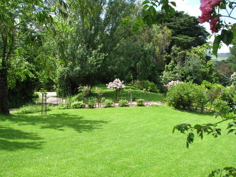 Leafield Cottages - Schoolies Week Accommodation 1