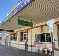 Leeton Hotel - Schoolies Week Accommodation