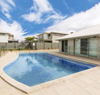LillyPilly Resort Apartments - Schoolies Week Accommodation