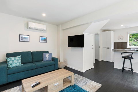 Liokai - Schoolies Week Accommodation 3