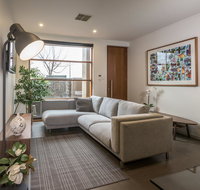 LUXE - Park views Wine Wifi Netflix Garage PETS ok - Schoolies Week Accommodation