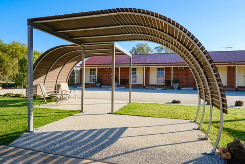 Lydoun Motel - Schoolies Week Accommodation 2