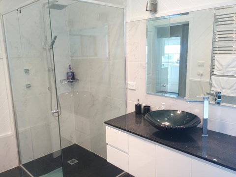 Magnolia Corner - Schoolies Week Accommodation 1