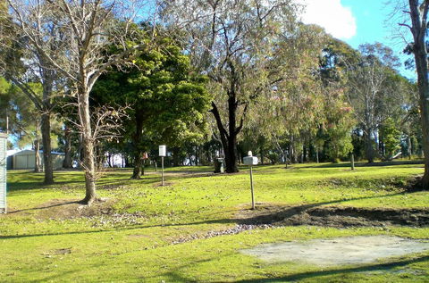 Mallacoota's Shady Gully Caravan Park - Schoolies Week Accommodation 2
