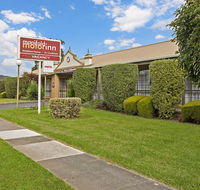 Manifold Motor Inn - Schoolies Week Accommodation