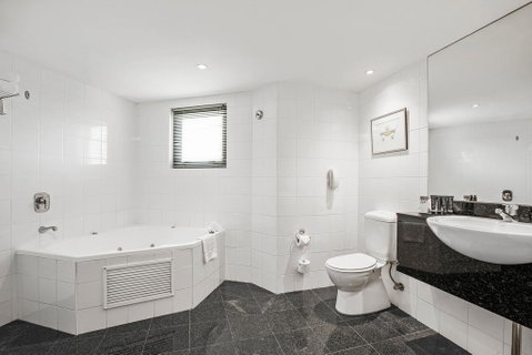 Mantra Parramatta - Schoolies Week Accommodation 3