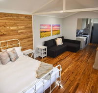 Mar Q Apartment - Schoolies Week Accommodation