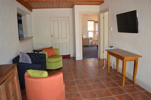 Marananga Cottages - Schoolies Week Accommodation 0