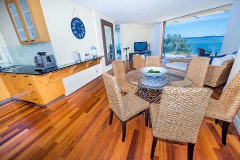 Mariners Rest Unit 3 - Nelson Bay - Schoolies Week Accommodation 3