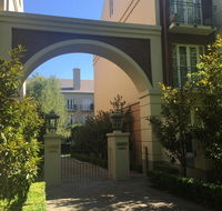 MCG Rod Laver City - Best Location in Melbourne - Schoolies Week Accommodation
