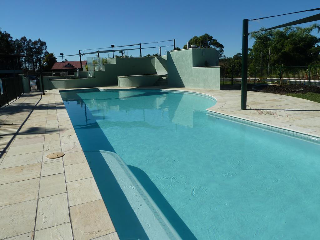 Loganholme Bc QLD Schoolies Week Accommodation