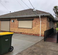 Melbourne short stay- Burwood Deakin Uni Burwood - Schoolies Week Accommodation