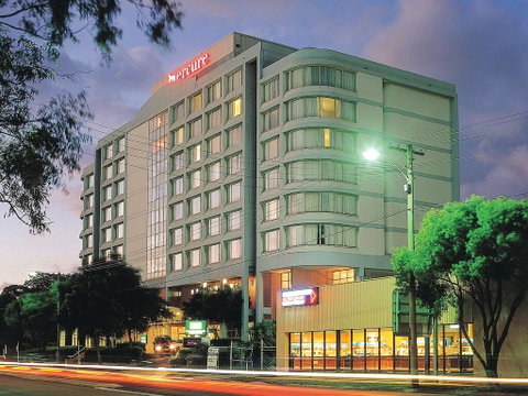 Mercure Sydney Parramatta - Schoolies Week Accommodation 0