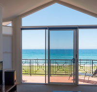Meridian Beachside Apartments - Schoolies Week Accommodation