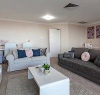 Milsons Point Apartment with Harbour Bridge Views - Schoolies Week Accommodation