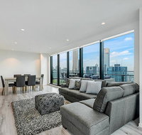 MJ Shortstay Apartments - Platinum Tower - Schoolies Week Accommodation