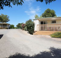 Moonta Bay Accommodation - Schoolies Week Accommodation