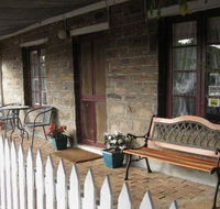 Morse Cottage - Schoolies Week Accommodation