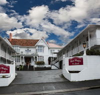 Motel Mayfair on Cavell - Schoolies Week Accommodation