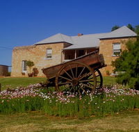 Mt Pleasant Holiday Homestead - Schoolies Week Accommodation