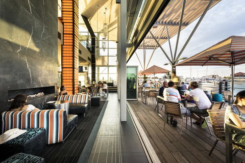 Hillarys Marina Apartment - Schoolies Week Accommodation 38