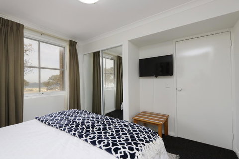 Hillarys Marina Apartment - Schoolies Week Accommodation 25