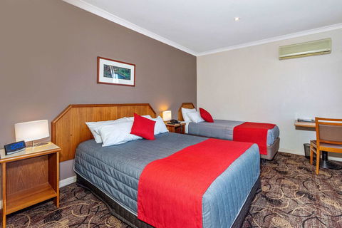 Quality Hotel Bayswater - Schoolies Week Accommodation 12