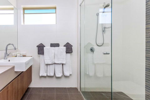 Quality Hotel Bayswater - Schoolies Week Accommodation 26