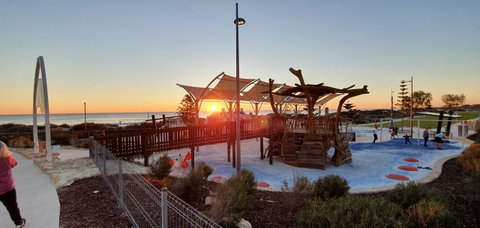 Summer Breeze - Holiday Or Business Apartment - Schoolies Week Accommodation 11