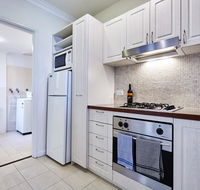 Fremantle Townhouse u/5 - Schoolies Week Accommodation