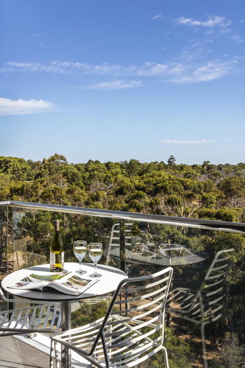Quest Kings Park - Schoolies Week Accommodation 13